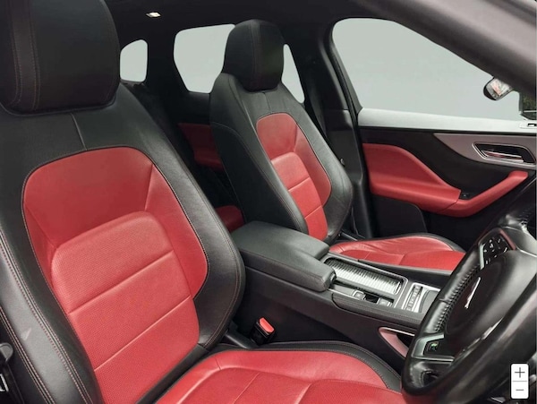 Used Jaguar F-Pace 2016 for sale - 76235689: Photo 9