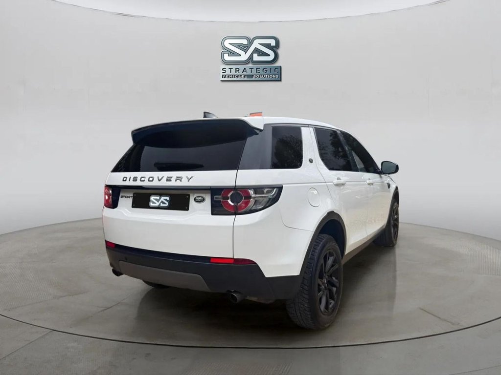 Used Land Rover Discovery Sport 2017 for sale - 76482352: Photo 6