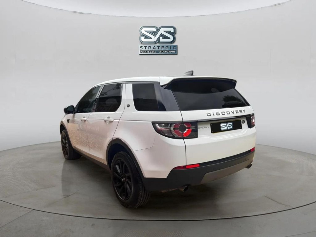 Used Land Rover Discovery Sport 2017 for sale - 76482352: Photo 8
