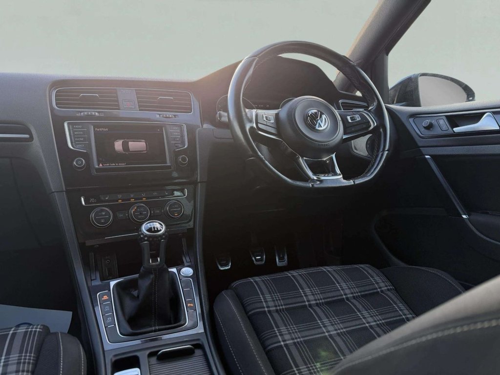 Used Volkswagen Golf 2017 for sale - 76469556: Photo 10