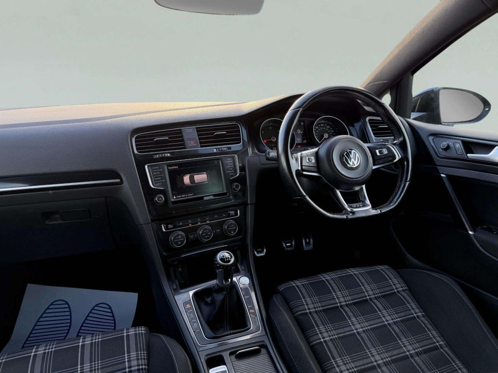 Used Volkswagen Golf 2017 for sale - 76469556: Photo 11