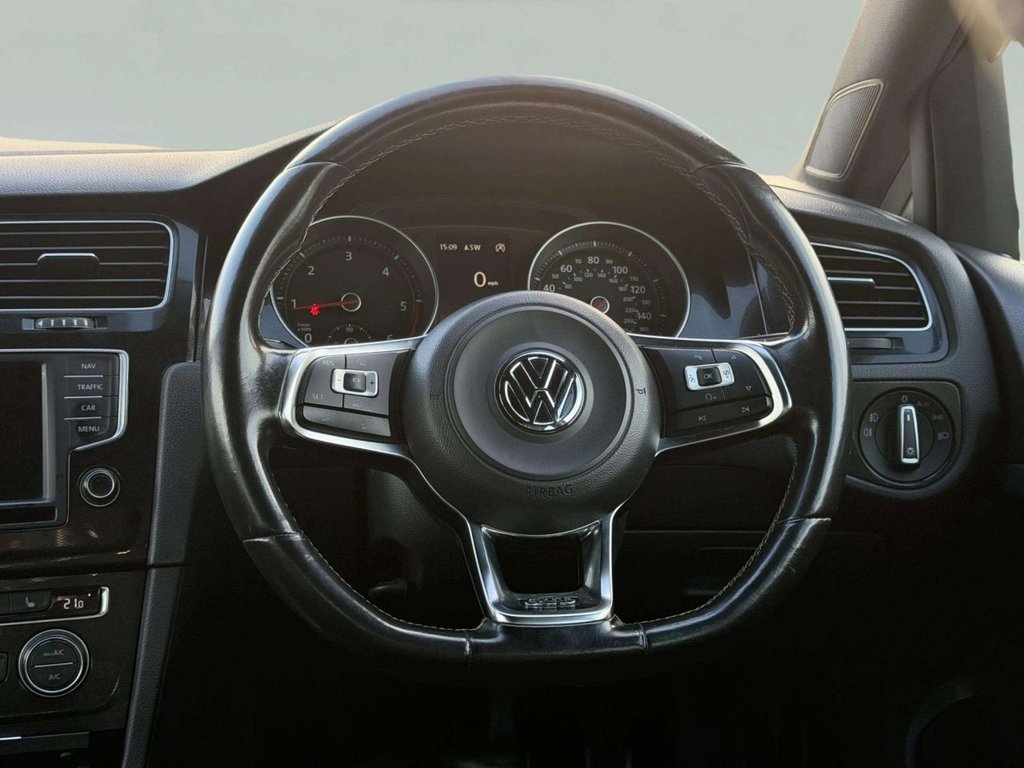 Used Volkswagen Golf 2017 for sale - 76469556: Photo 13