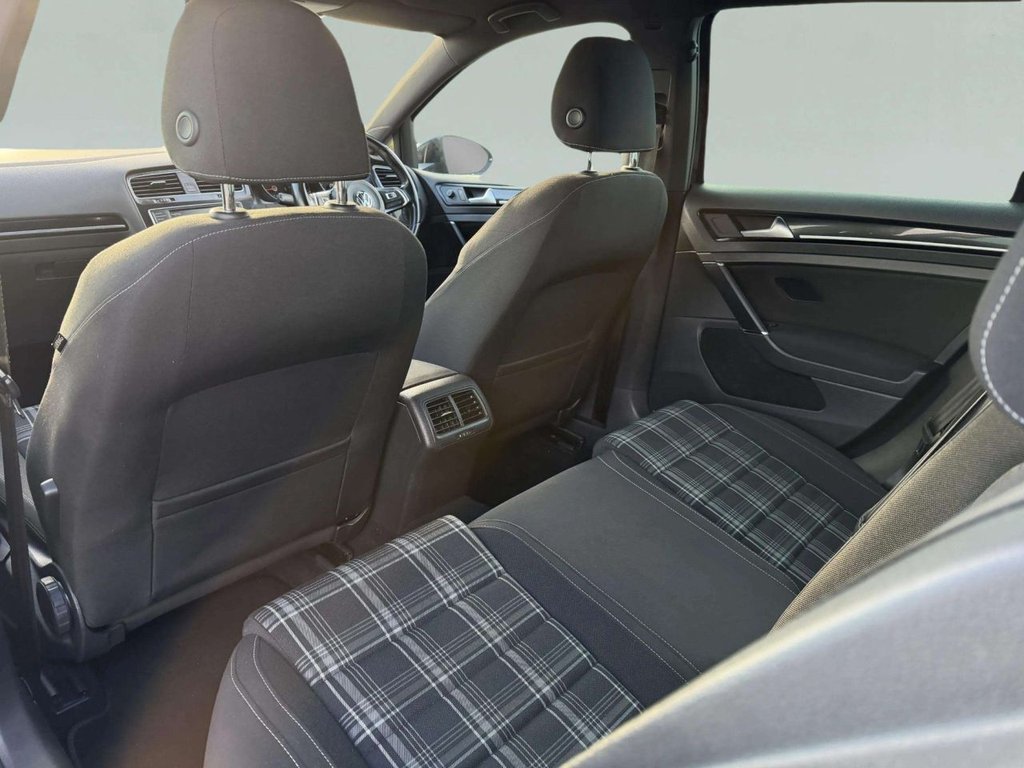 Used Volkswagen Golf 2017 for sale - 76469556: Photo 21