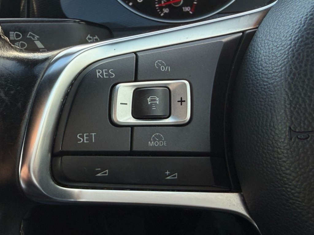 Used Volkswagen Golf 2017 for sale - 76469556: Photo 30