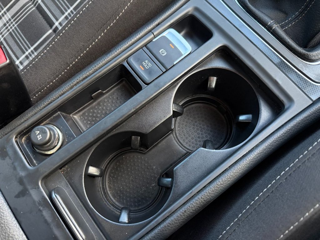 Used Volkswagen Golf 2017 for sale - 76469556: Photo 41