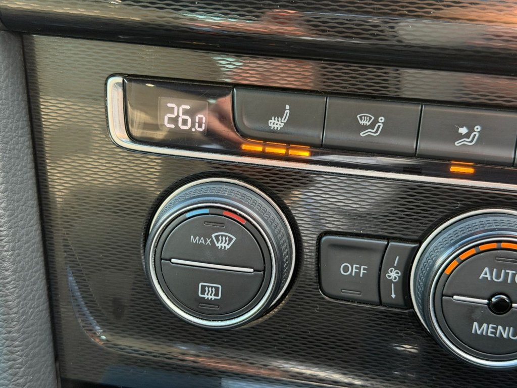 Used Volkswagen Golf 2017 for sale - 76469556: Photo 43