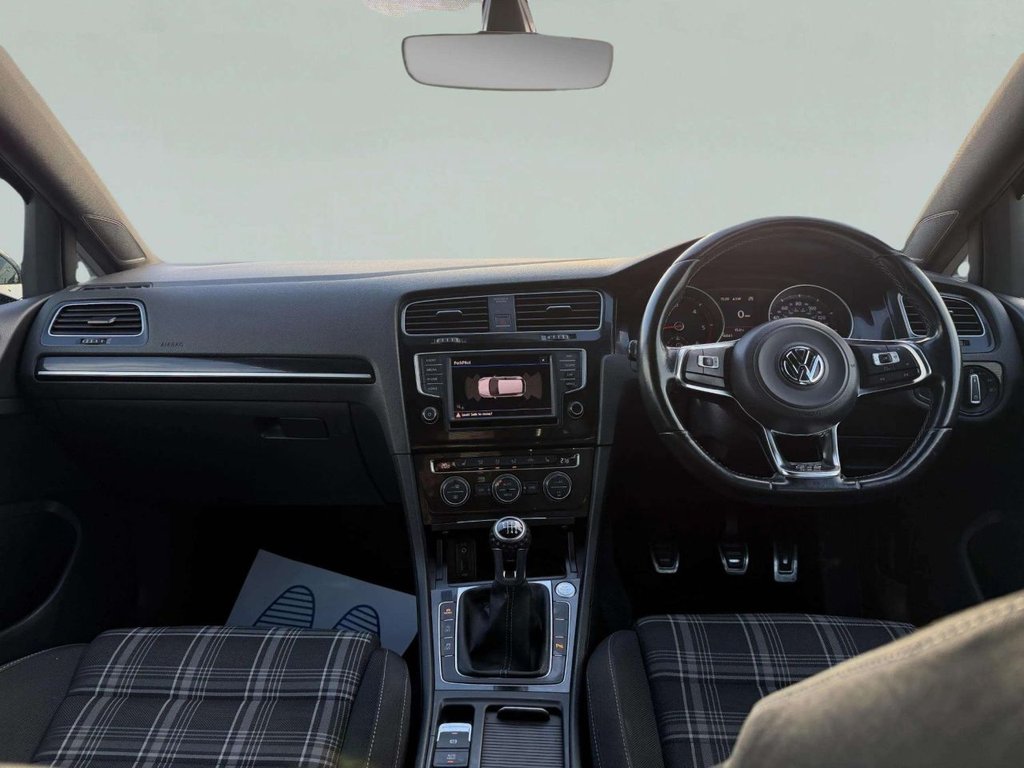 Used Volkswagen Golf 2017 for sale - 76469556: Photo 9