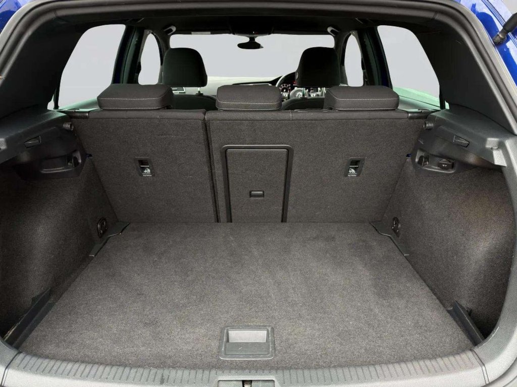 Used Volkswagen Golf 2019 for sale - 77534958: Photo 25