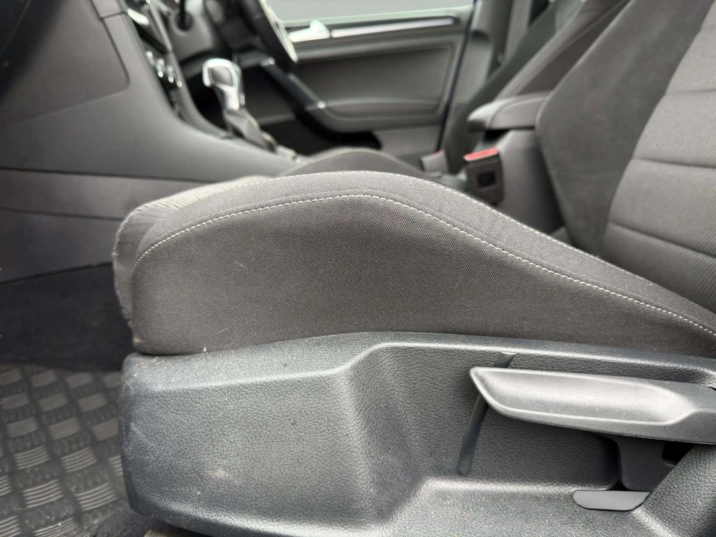 Used Volkswagen Golf 2019 for sale - 77534958: Photo 32