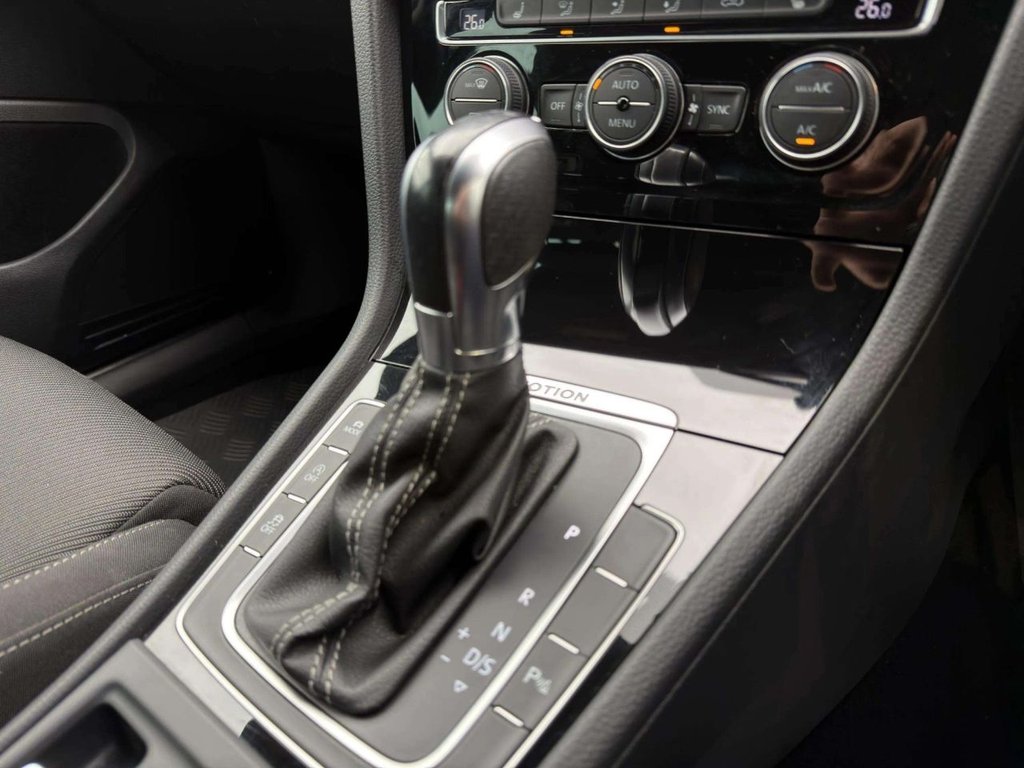 Used Volkswagen Golf 2019 for sale - 77534958: Photo 43