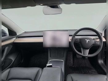 Used Tesla Model 3 2023 for sale - 77937127: Photo