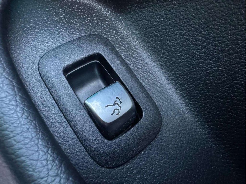 Used Mercedes-Benz C Class 2018 for sale - 77720410: Photo 14