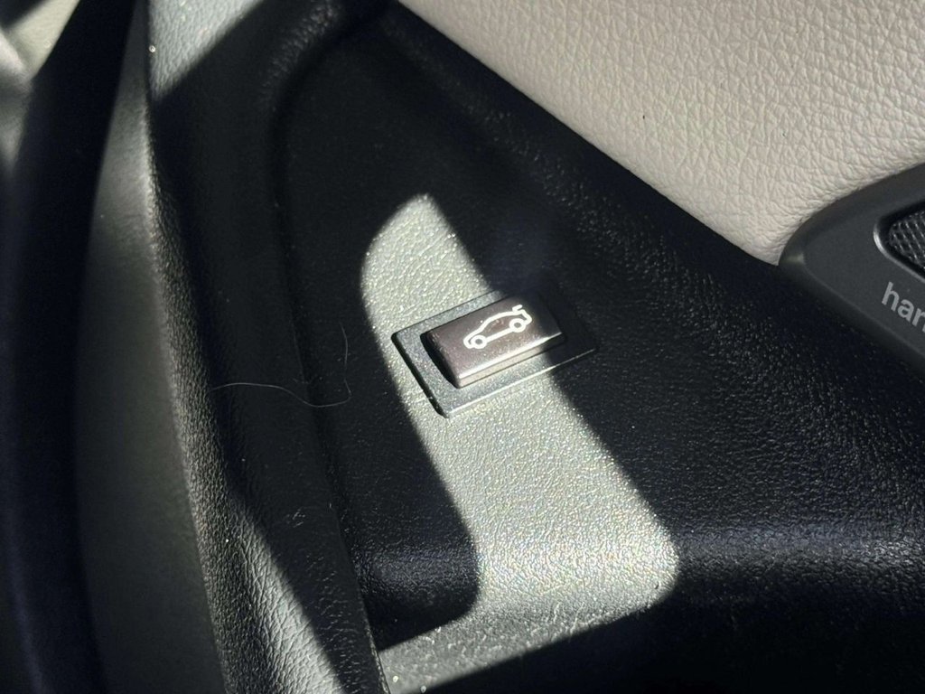 Used BMW 5 Series 2018 for sale - 75727263: Photo 46