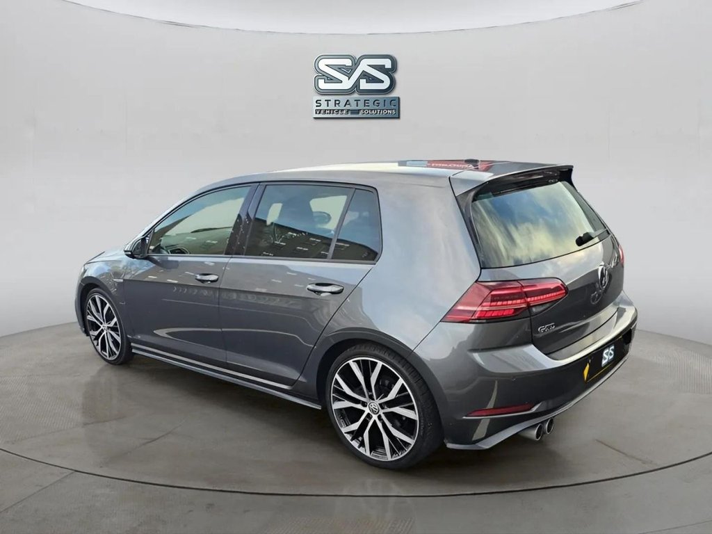 Used Volkswagen Golf 2017 for sale - 77655231: Photo 4