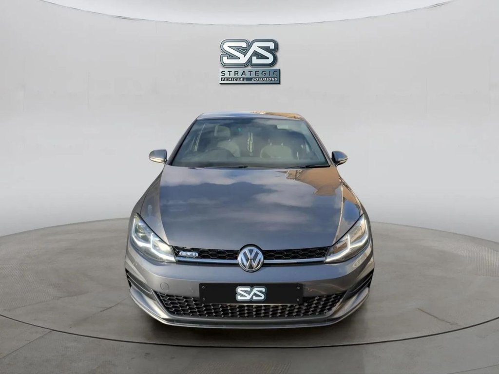 Used Volkswagen Golf 2017 for sale - 77655231: Photo 5