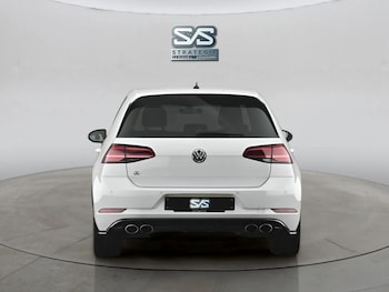 Used Volkswagen Golf 2018 for sale - 77905605: Photo