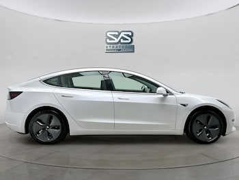 Used Tesla Model 3 2019 for sale - 79210011: Photo