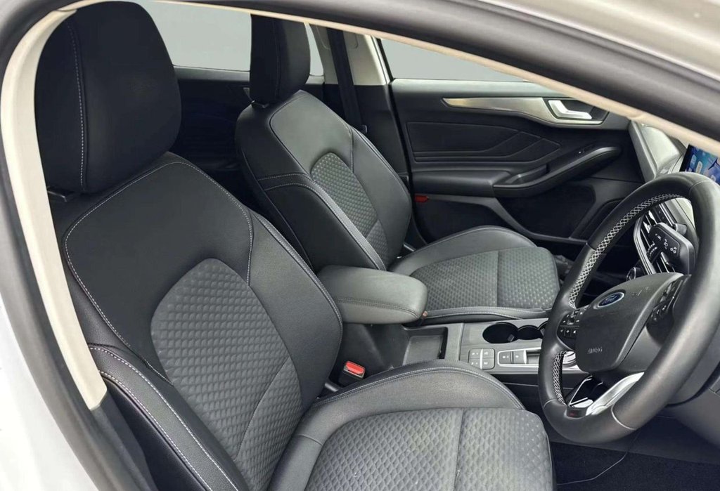 Used Ford Focus 2022 for sale - 78167622: Photo 3