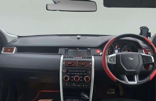 Used Land Rover Discovery Sport 2016 for sale - 76223650: Photo 3