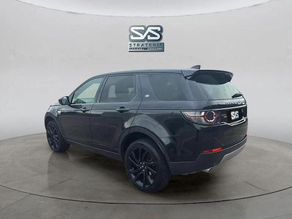 Used Land Rover Discovery Sport 2016 for sale - 76223650: Photo 4