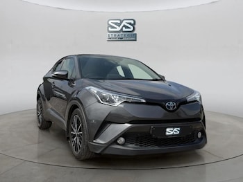Used Toyota C-HR 2019 for sale - 79289075: Photo