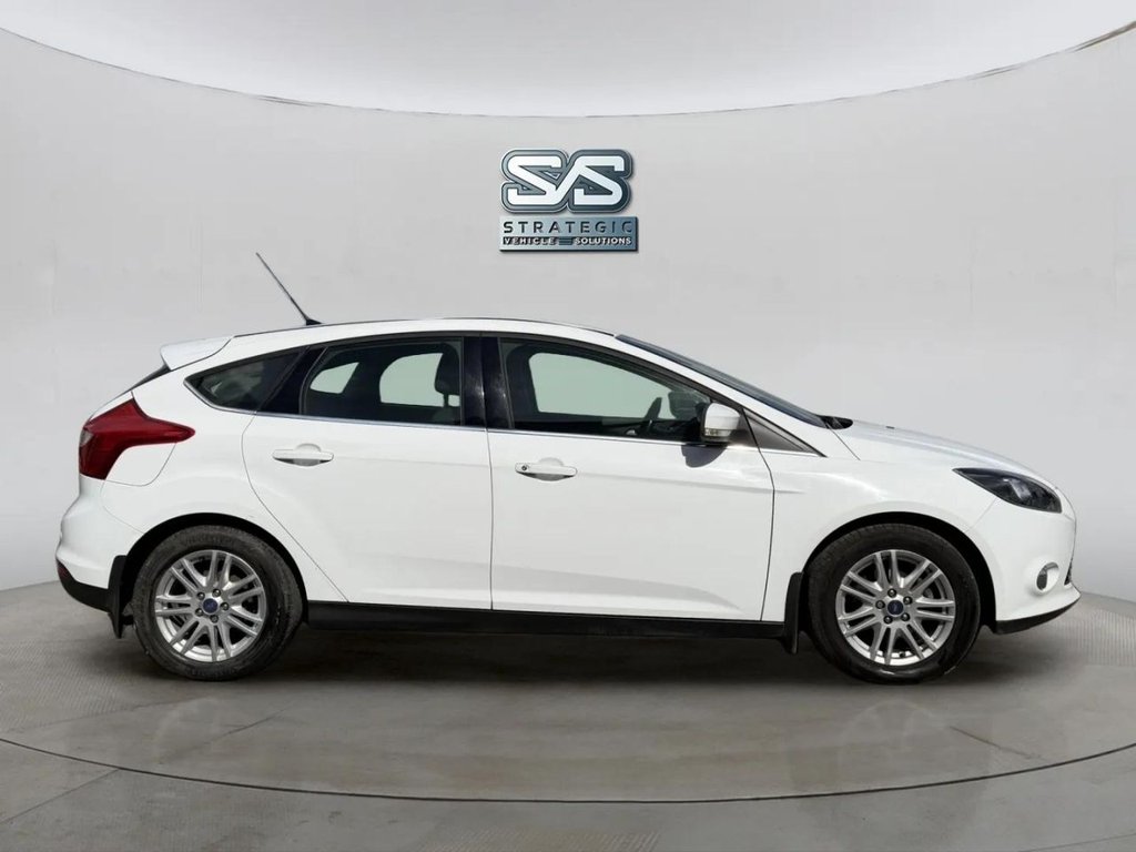 Used Ford Focus 2013 for sale - 78110281: Photo 3