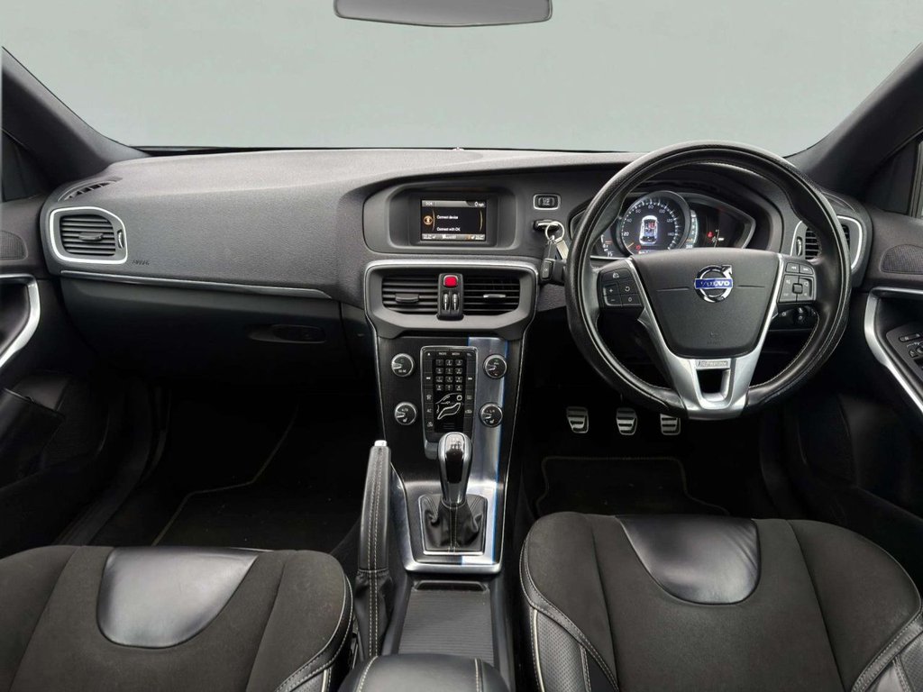 Used Volvo V40 2016 for sale - 77780316: Photo 11