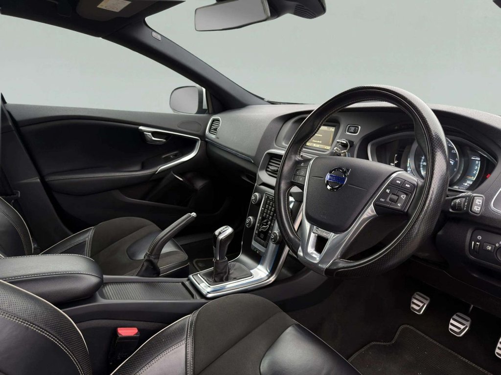 Used Volvo V40 2016 for sale - 77780316: Photo 18