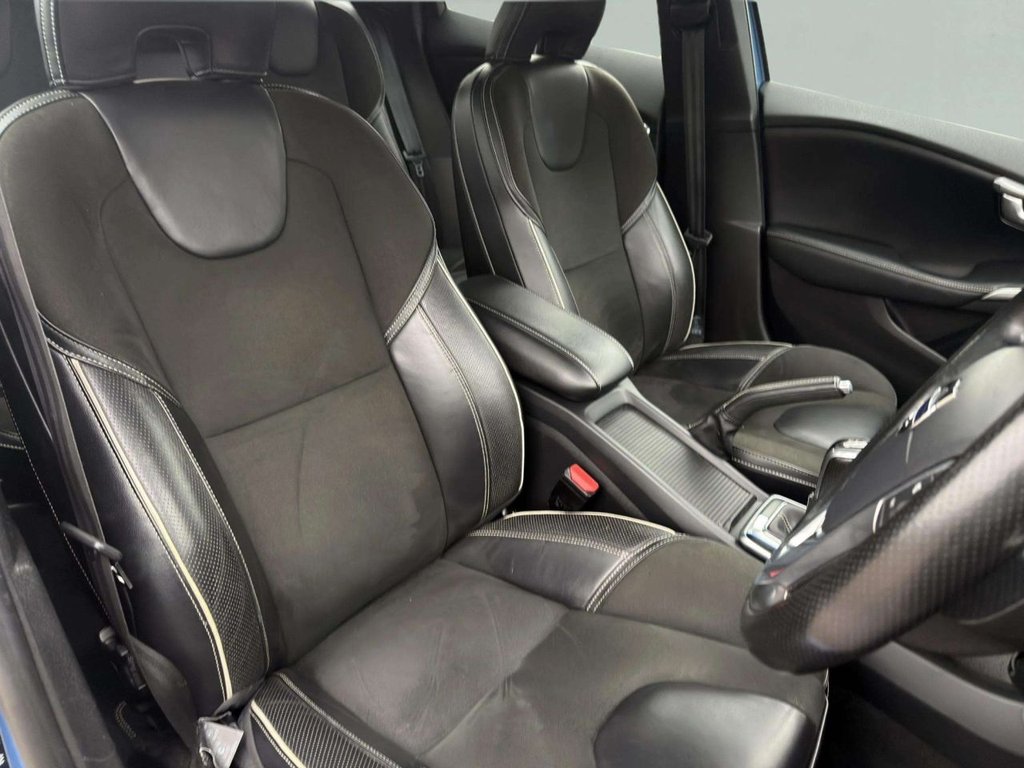 Used Volvo V40 2016 for sale - 77780316: Photo 21