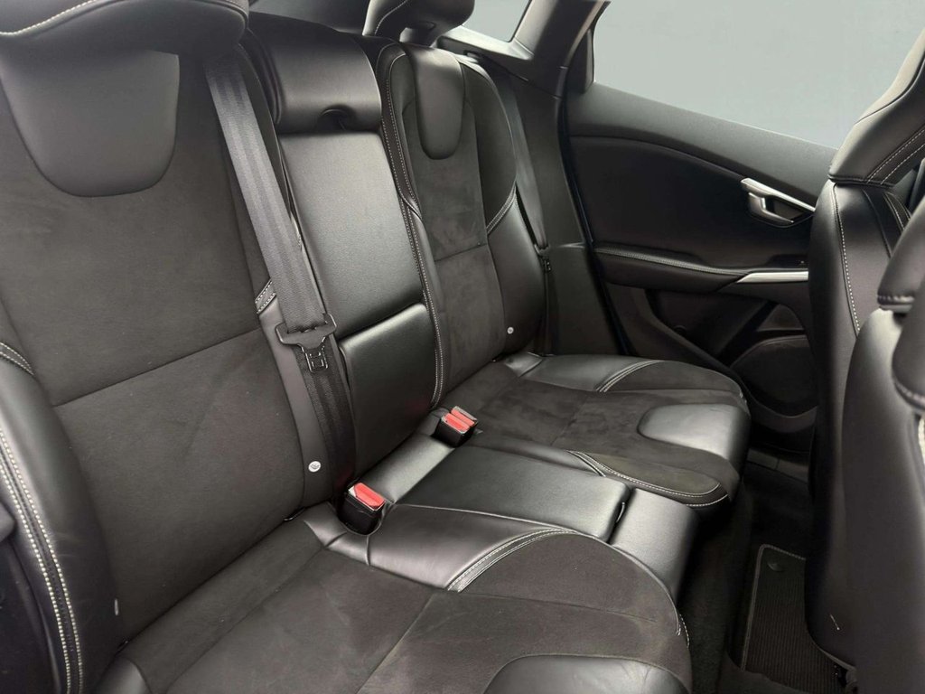 Used Volvo V40 2016 for sale - 77780316: Photo 24