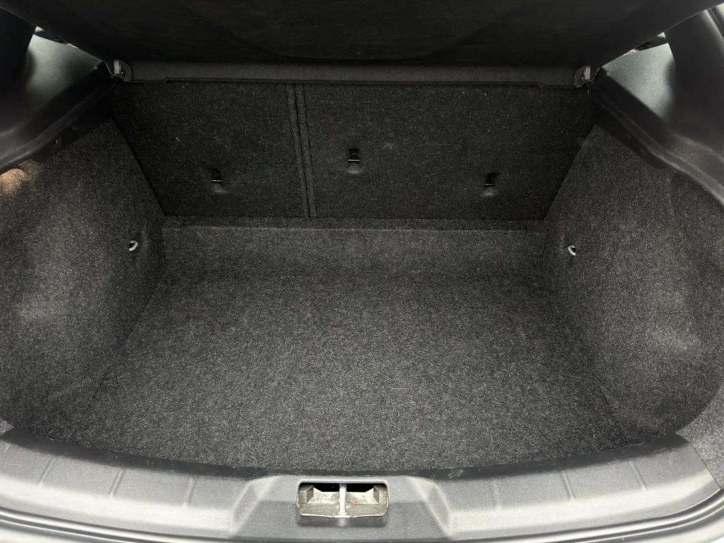 Used Volvo V40 2016 for sale - 77780316: Photo 25