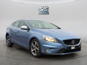 Used Volvo V40 2016 for sale - 77780316: Photo