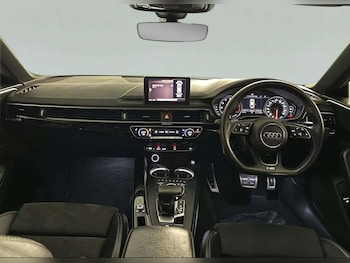 Used Porsche Taycan 2024 for sale - 76923760: Photo