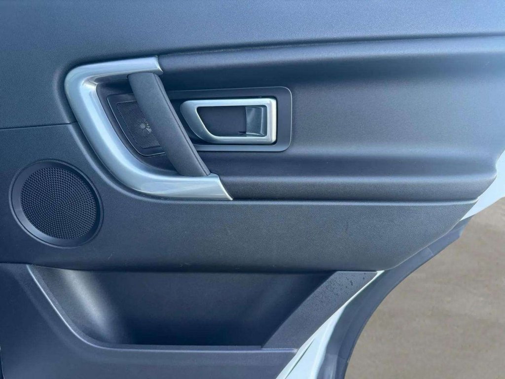 Used Land Rover Discovery Sport 2017 for sale - 77096712: Photo 33