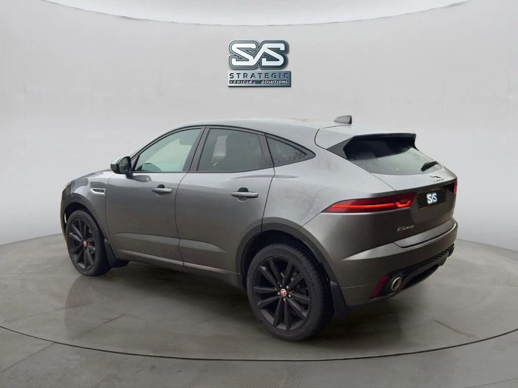 Used Jaguar E-Pace 2019 for sale - 76768573: Photo 4
