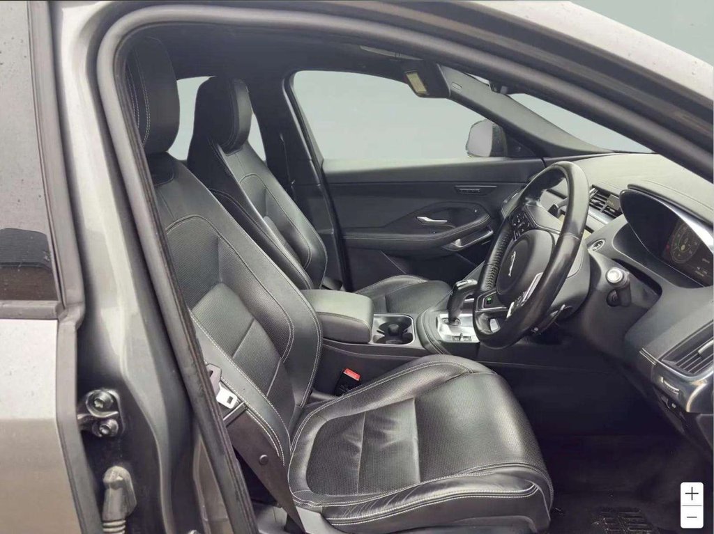 Used Jaguar E-Pace 2019 for sale - 76768573: Photo 7