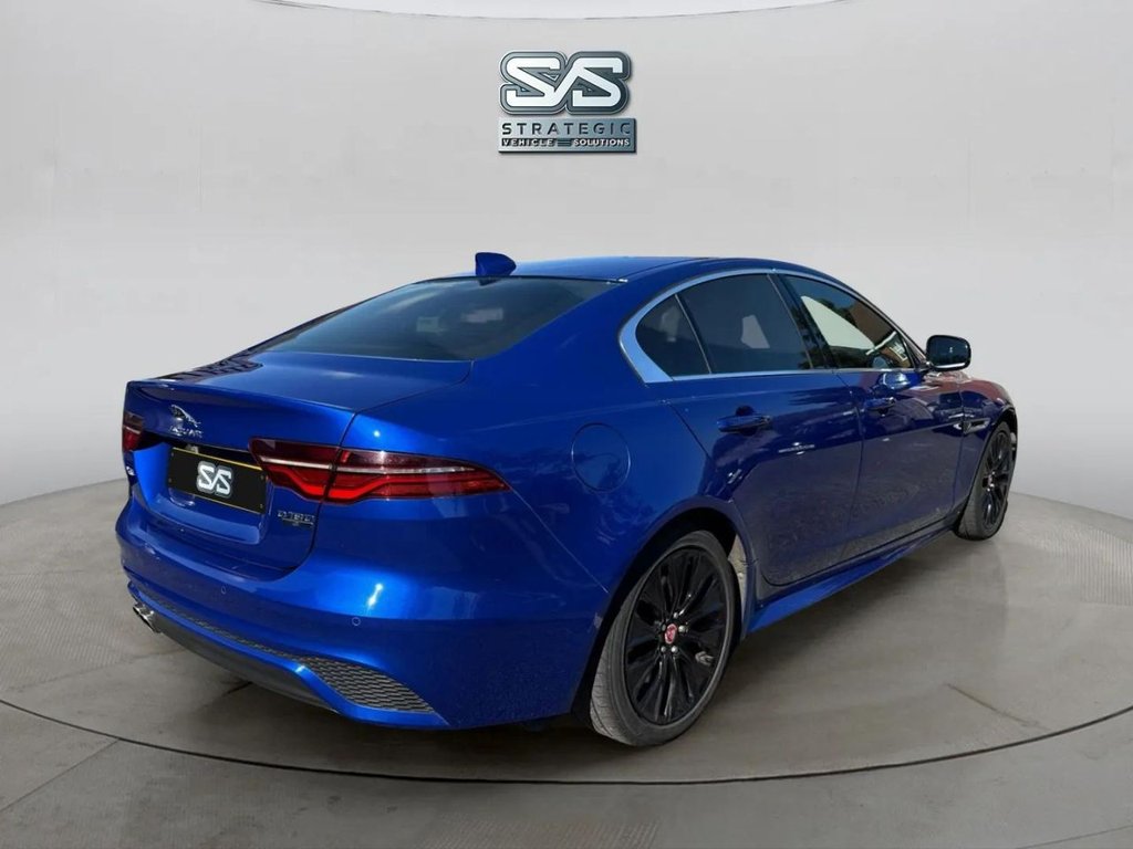 Used Jaguar XE 2019 for sale - 76119215: Photo 4