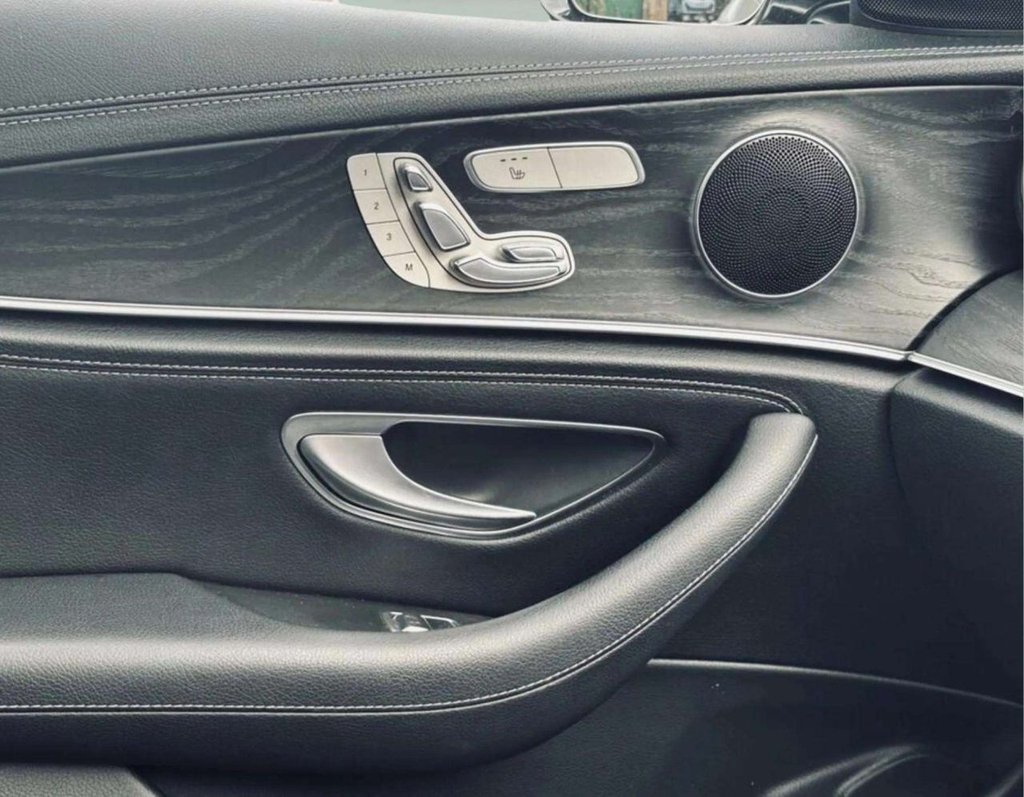 Used Mercedes-Benz E Class 2017 for sale - 76386220: Photo 12