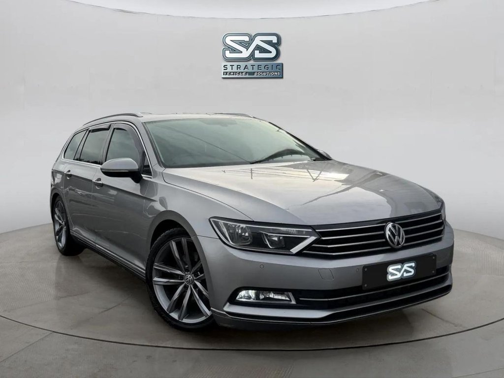 Used Volkswagen Passat 2017 for sale - 76546606: Photo 1