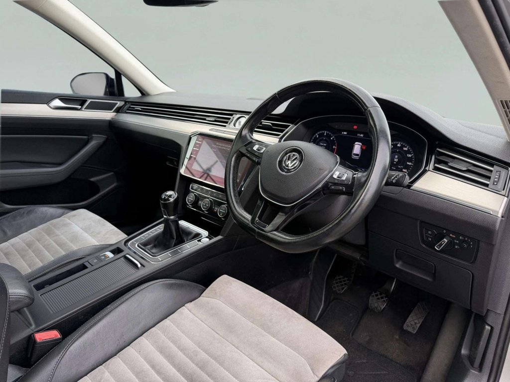 Used Volkswagen Passat 2017 for sale - 76546606: Photo 15