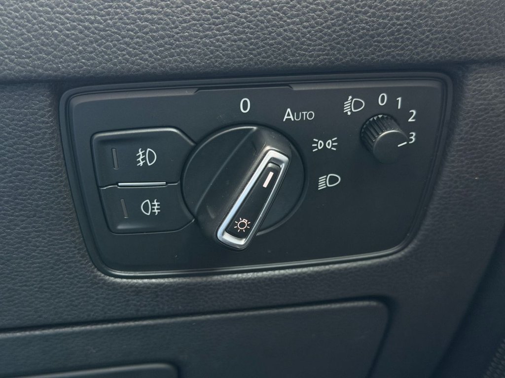 Used Volkswagen Passat 2017 for sale - 76546606: Photo 38