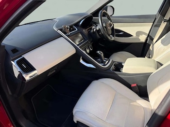 Used Jaguar E-Pace 2019 for sale - 78017427: Photo