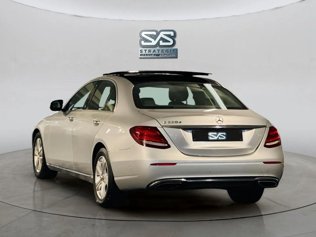 Used Mercedes-Benz E Class 2016 for sale - 76986466: Photo 5