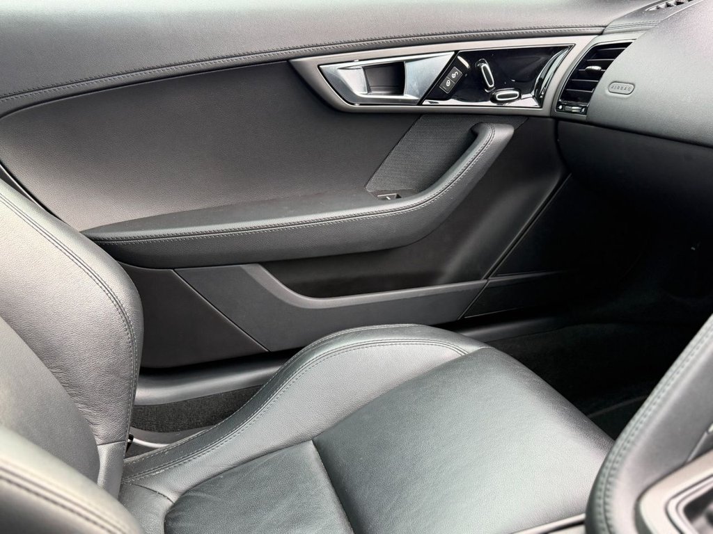 Used Jaguar F-Type 2014 for sale - 78200090: Photo 16