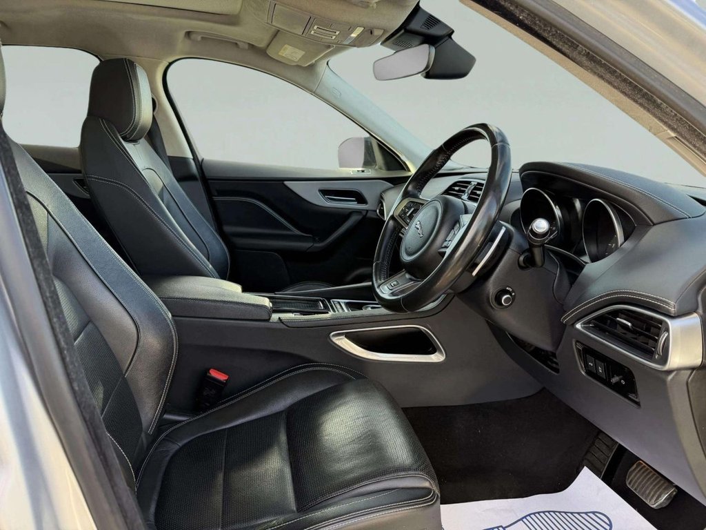 Used Jaguar F-Pace 2018 for sale - 76439119: Photo 17