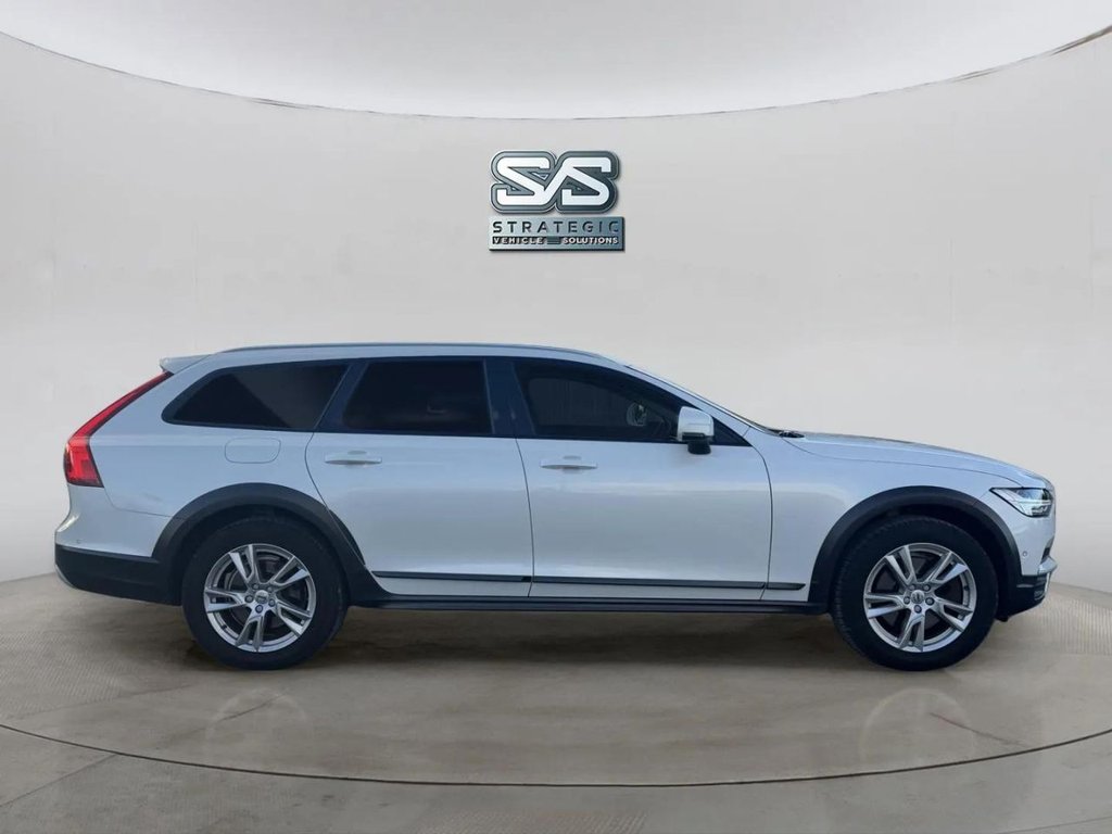 Used Volvo V90 2017 for sale - 76469965: Photo 4