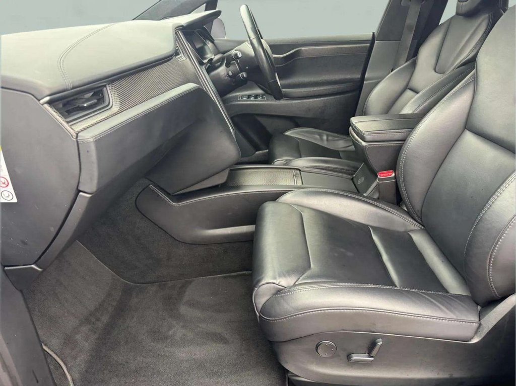 Used Tesla Model X 2018 for sale - 76372509: Photo 23