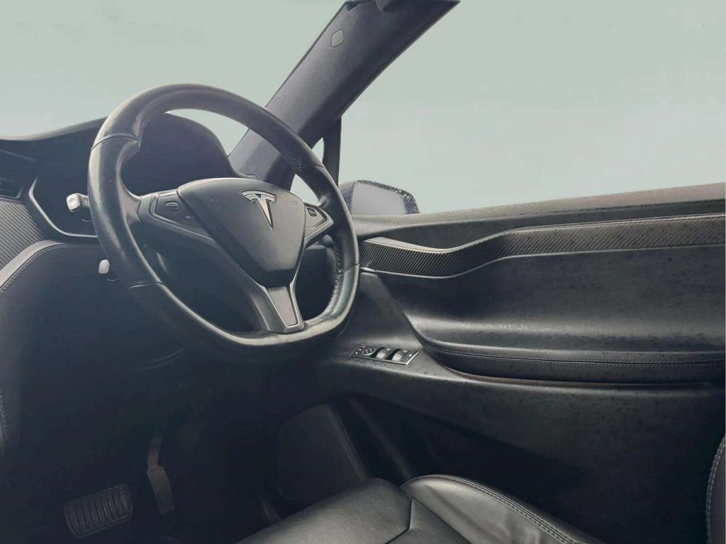 Used Tesla Model X 2018 for sale - 76372509: Photo 29