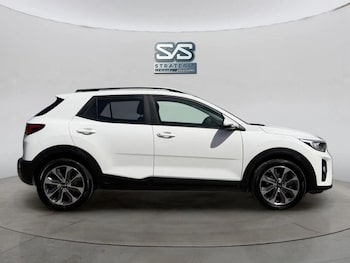 Used Kia Stonic 2018 for sale - 79470656: Photo
