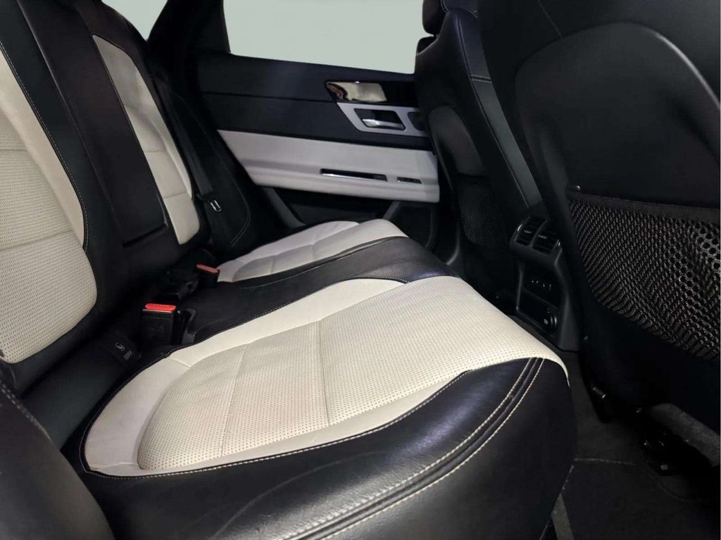 Used Jaguar XF 2016 for sale - 77621174: Photo 15